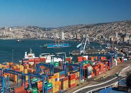 How is Valparaíso's port infrastructure maintained and improved